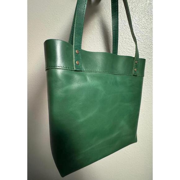Portland Leather Goods Montana Tote Bag - Picture 10 of 12